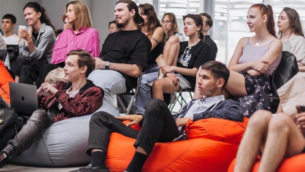 В Казани идет сбор заявок для участия в программе поддержки творческих деятелей — желающих уже под сотню.