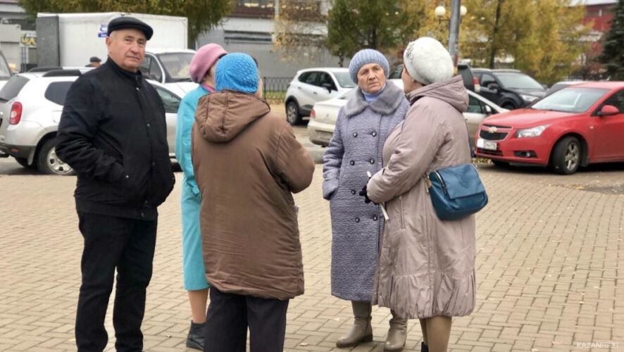 На казанский митинг против повышения платы за проезд почти никто не пришел.