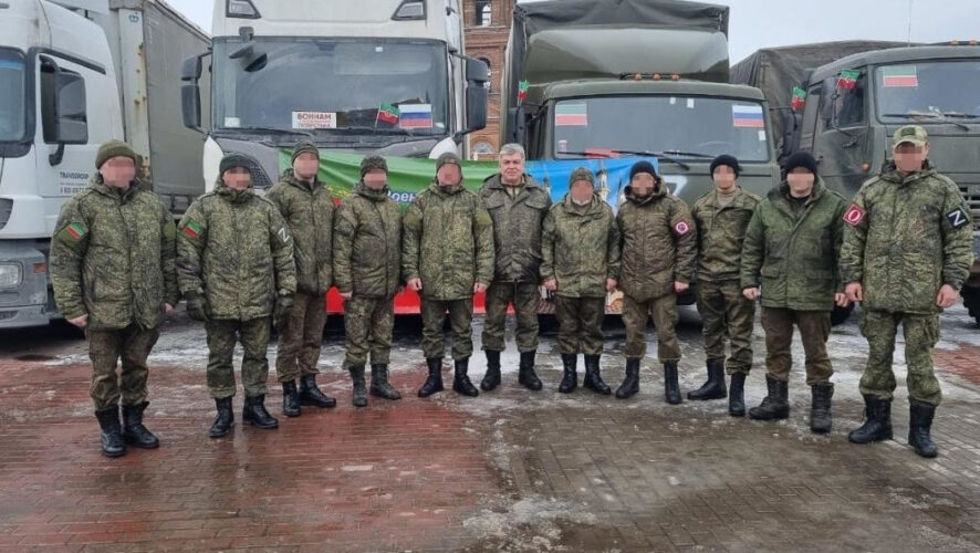 Градоначальник встретился с военнослужащими полка Татарстана.