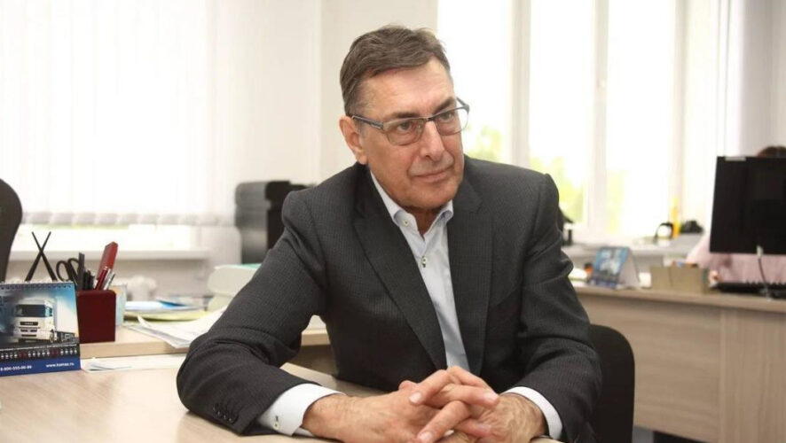 Руководителем стал Ханс-Петер Мозер.