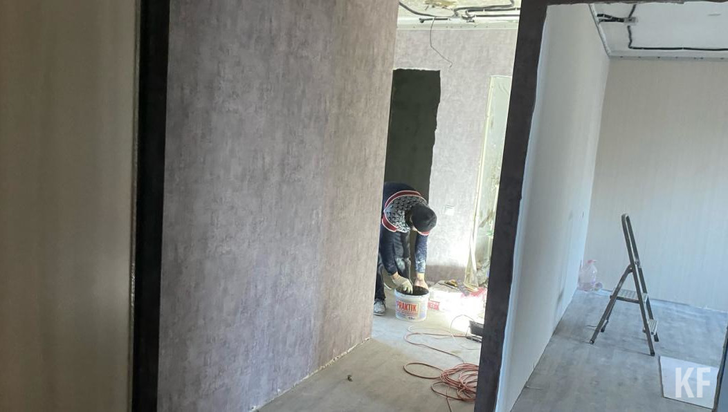 Ранее мэр города обещал семьям вернуться домой 25 декабря.