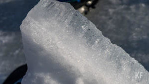 На данный момент толщина льда на водоемах республики в разных районах составляет от 0 до 5 см.