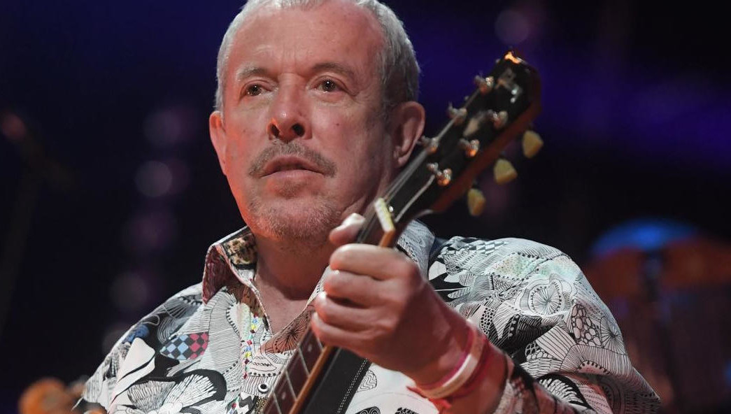 Некоторые просяться вернуться обратно.