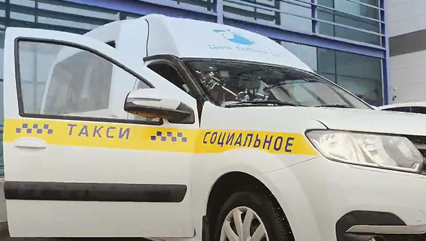 Героем первого выпуска стал шоумен и радиоведущий&nbsp;Руслан Мазитов.