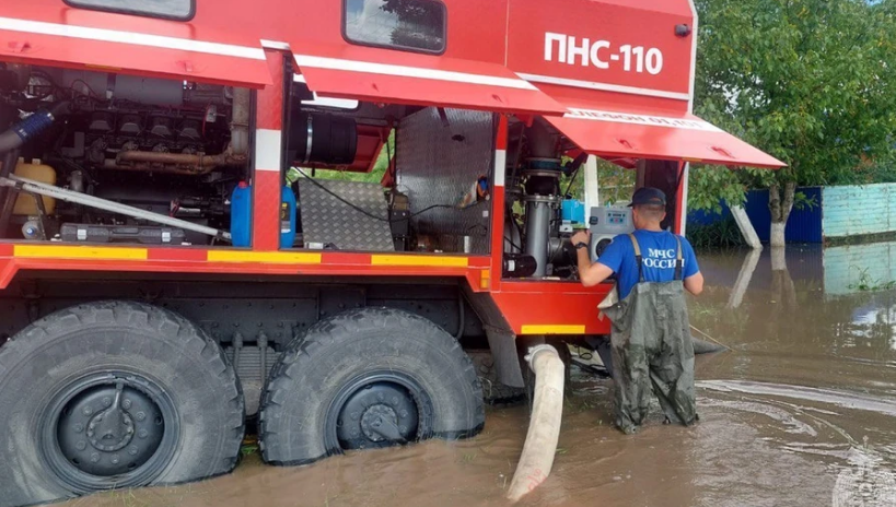В настоящее время уровень воды в реках начал снижаться