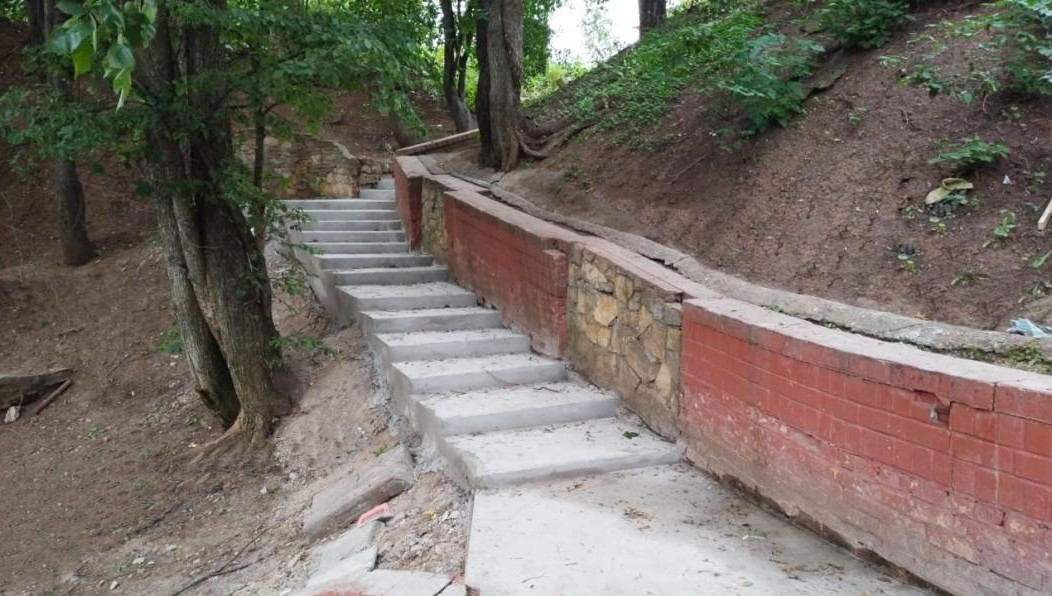 Работы планируют завершить до конца года.