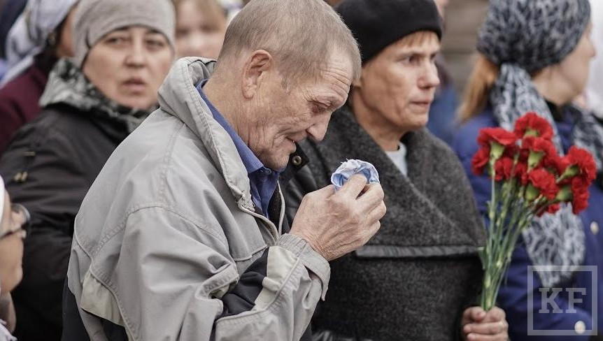 В Казани похоронили многодетную семью
