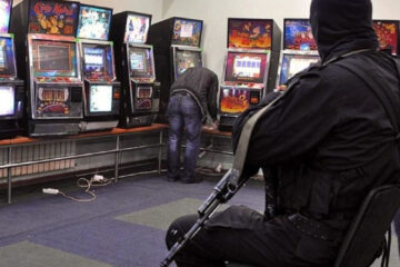 «Однорукие бандиты» по-прежнему успешно работают в городах Татарстана.