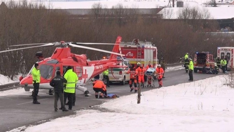 В группу детей врезался автомобилист на северо-востоке Словакии.В результате инцидента пострадали 12 из них
