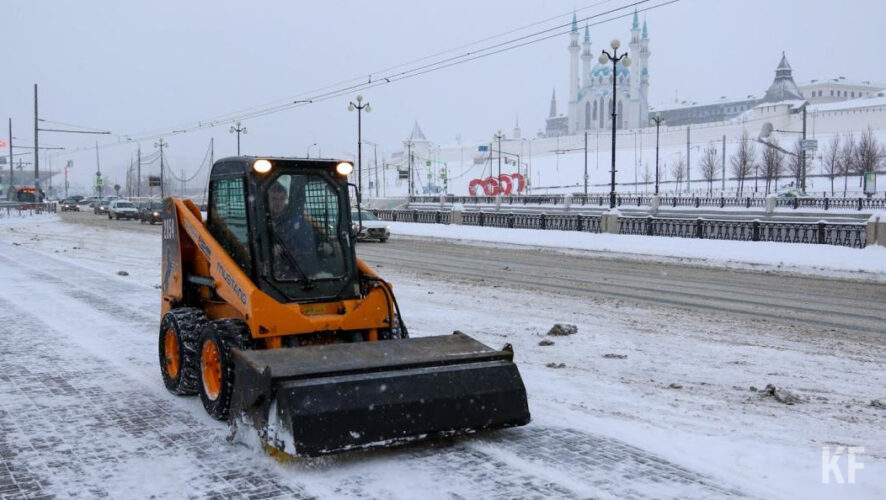 К очистке дорожной сети хотят привлечь 43 водителей и 45 рабочих.