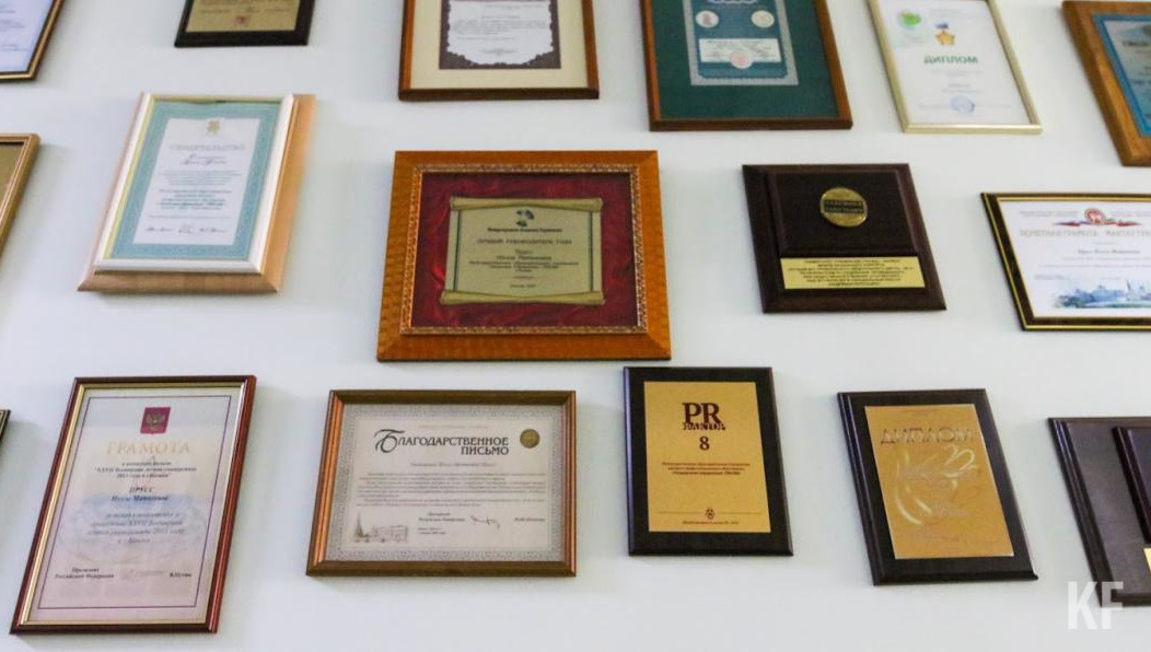 Общая сумма премии составила около 40