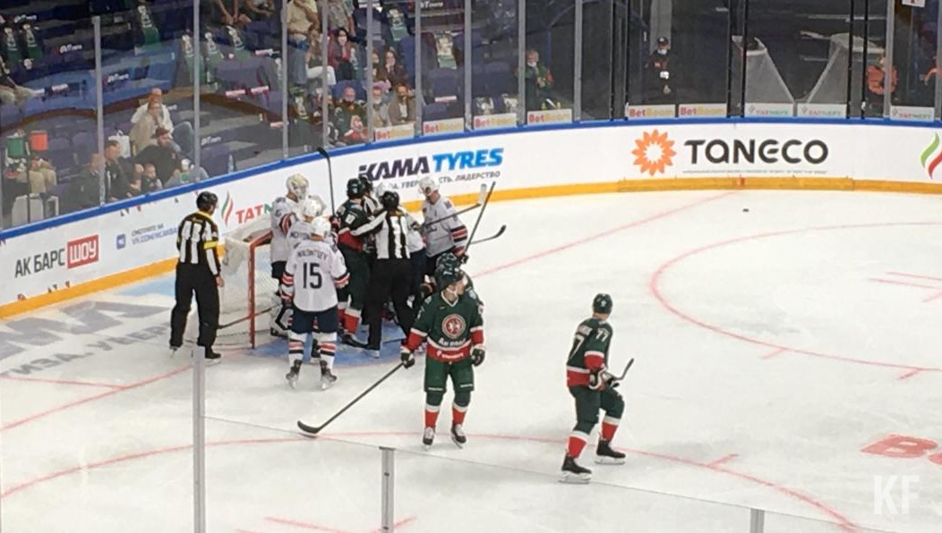 Казанцы одолели гостей из Магнитогорска со счётом 5:2.