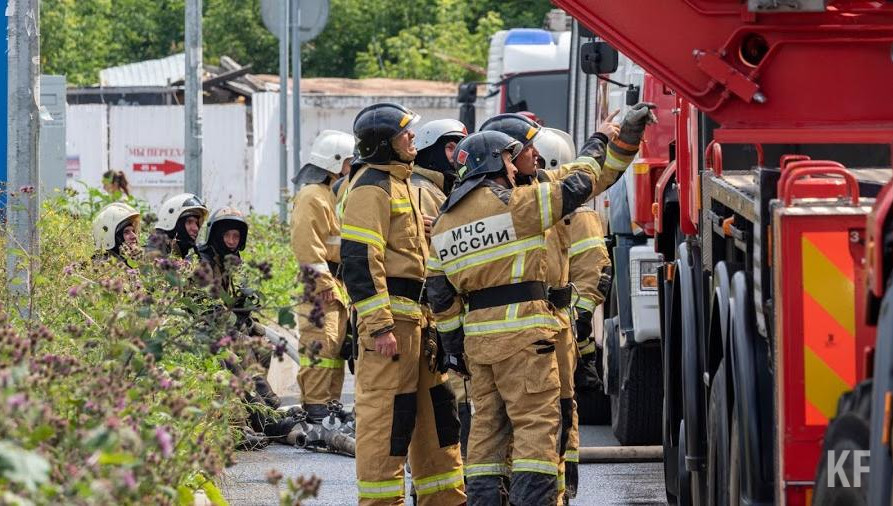 ЧП произошло по улице Адоратского.