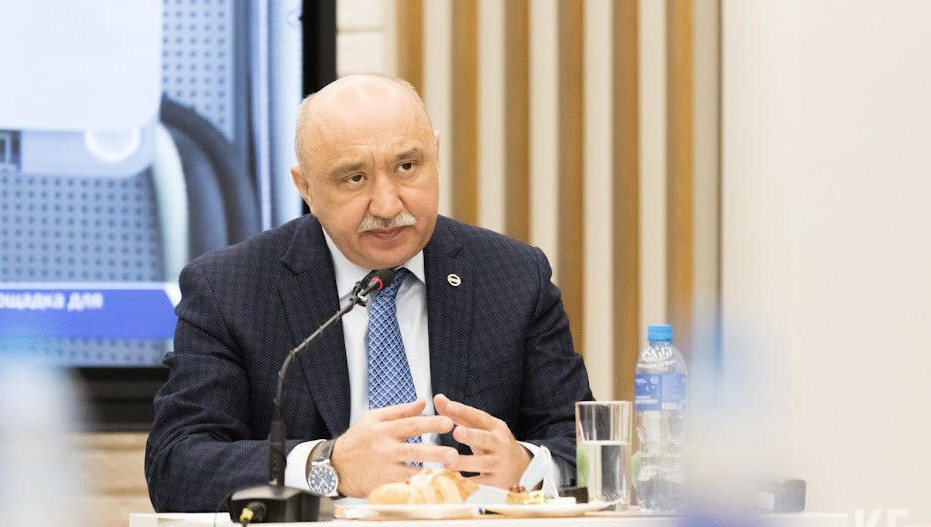 В вузе проведут экстренный ученый совет