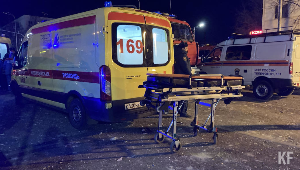 В больницу обратилась еще одна женщина.