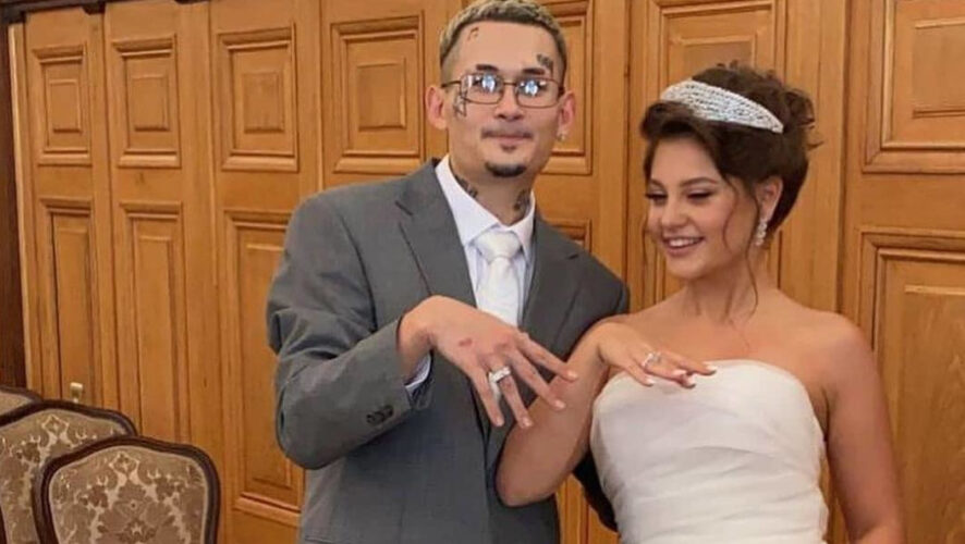 Дилара встретила жениха в платье с пышным подолом от дизайнера Игоря Гуляева