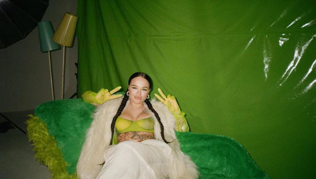 Артистка призывает не прощать звезд