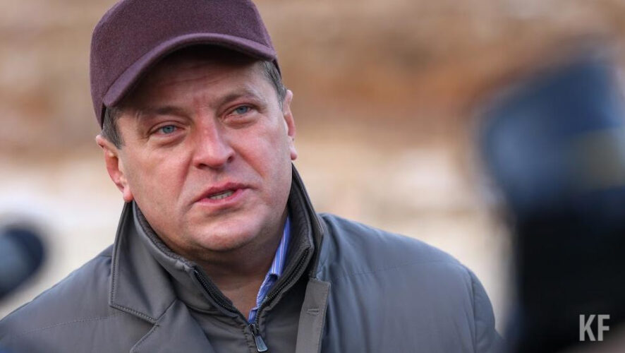 Мэр Казани рассказал о состоянии поля на &laquo;Ак Барс Арене&raquo;.