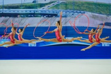 За Россию выступят гимнастки-близнецы и двукратная олимпийская чемпионка.