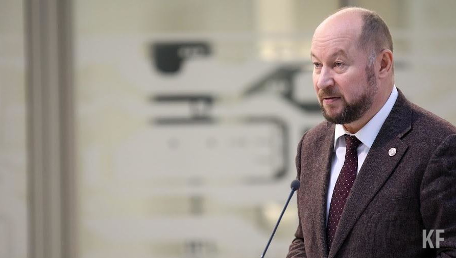 Руководитель аппарата президента Татарстана поздравил журналистов с Днем республиканской печати.