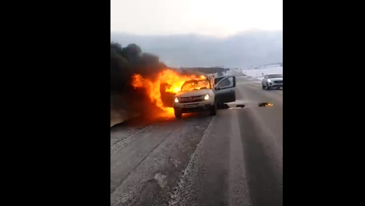 Машина полностью сгорела.