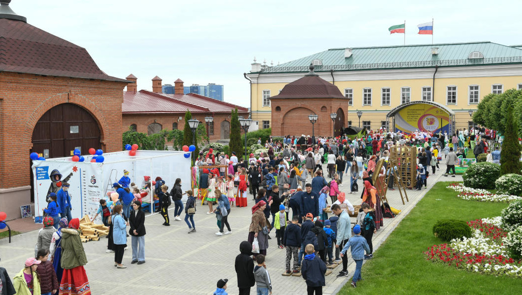 На них проводят игры народов