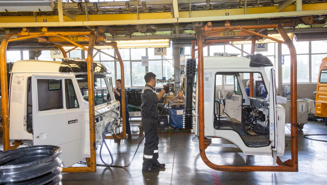 Выручка автогиганта достигла 122