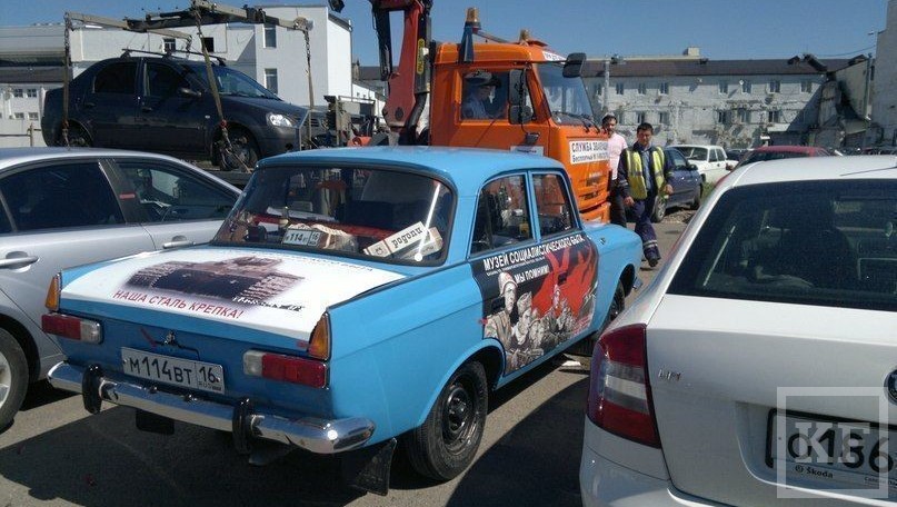 Инспекторы ГИБДД в Казани эвакуировали и поместили на штраф-стоянку раритетный автомобиль «Москвич»