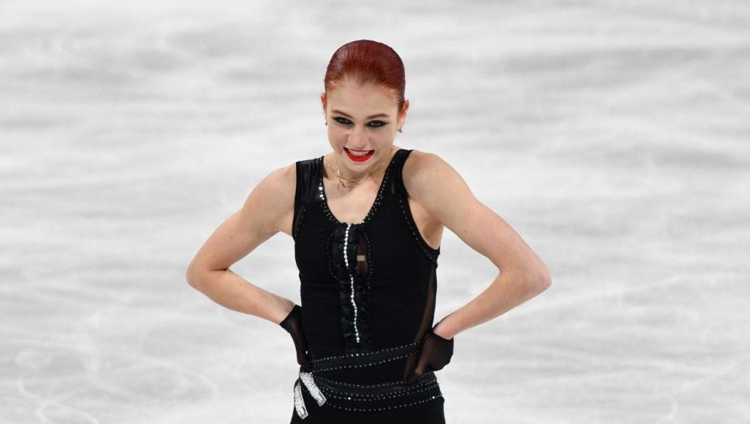 После проката российская фигуристка занимает первое место в произвольной программе.