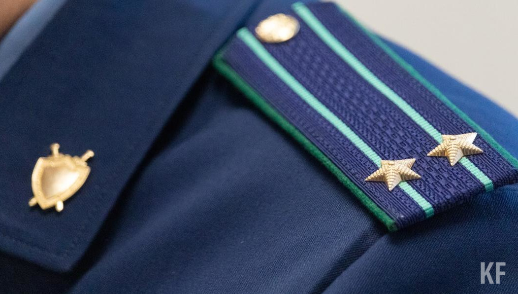 Предприятие сливало на почву вредные для экологии вещества.