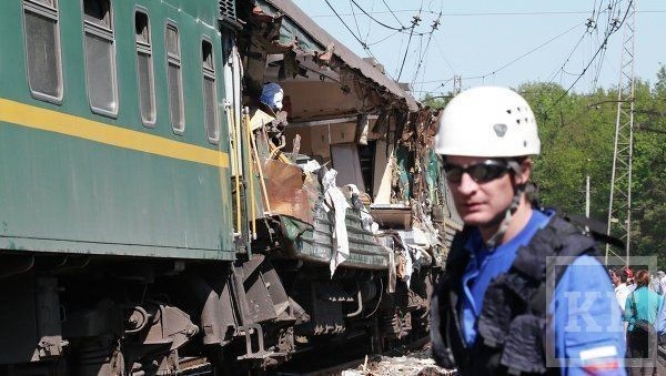 Нарушения при проведении ремонта путей в качестве основной причины крушения поездов в Подмосковье назвал сегодня Следственный комитет России