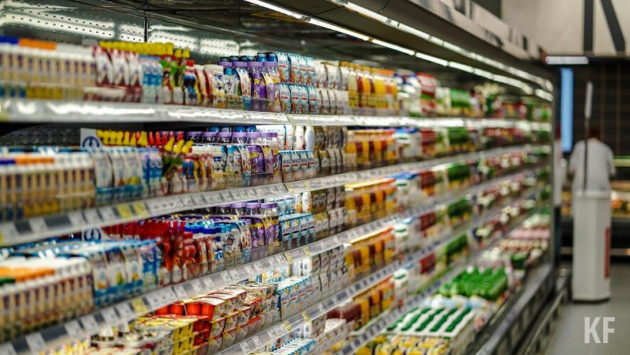 На нее были возбуждены уголовные дела оп статьям&nbsp;о краже и незаконном приобретении и хранении наркотиков.