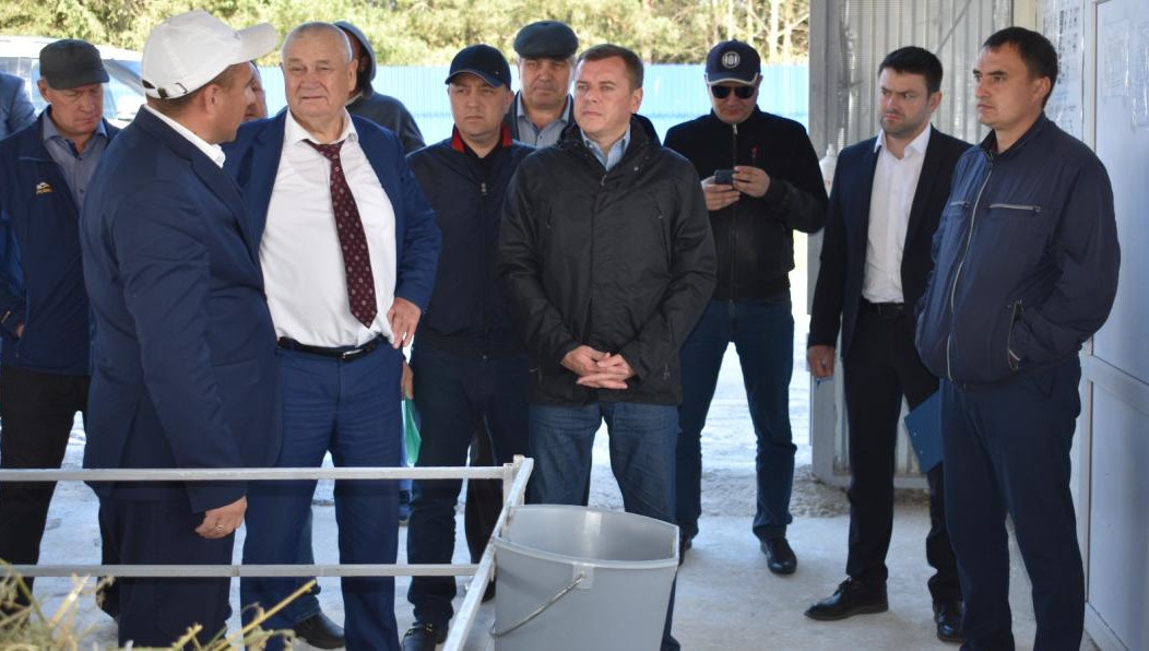 Глава ведомства поселит алькеевский завод «Хузангаевское»