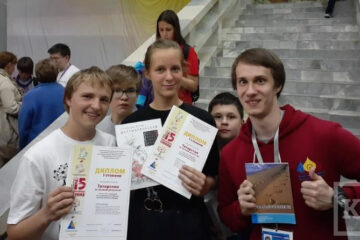 В финале восьмиклассники обошли команду из Москвы.