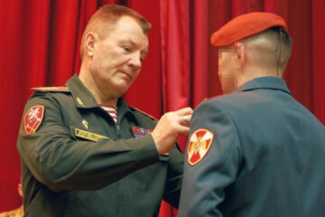 Награды вручил командующий Приволжским округом войск национальной гвардии России.