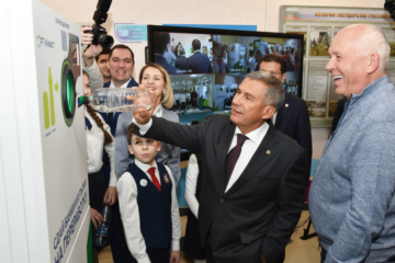 В школах Казани планируется установка 20 фандоматов вместимостью по 300 алюминиевых банок и до 1000 пластиковых бутылок.