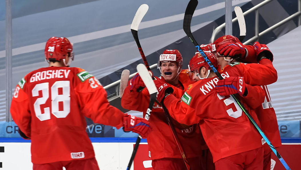 В матче 1/4 финала команда Игоря Ларионова с трудом прошла немцев (2:1).