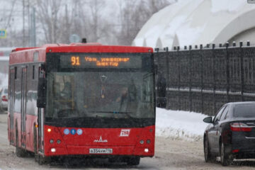 В новогоднюю ночь наземный транспорт будет работать до 2:00.