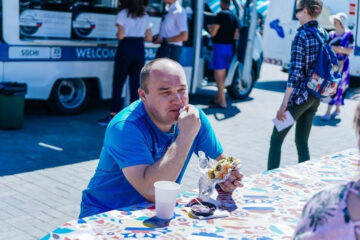 Цены на отдых в Сочи взлетели практически наполовину.