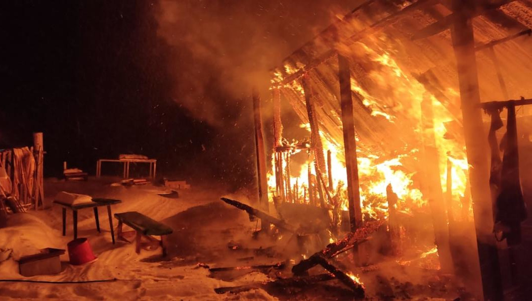 В Шереметьевке полыхал дом.