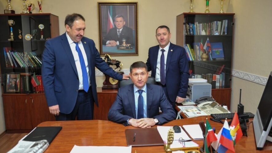 Главой Пестречинского района Татарстана вместо ушедшего в отставку Эдуарда Диярова стал Ильхам Кашапов