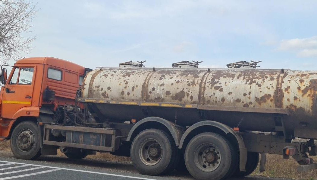 Владельцем является одна из местных организаций