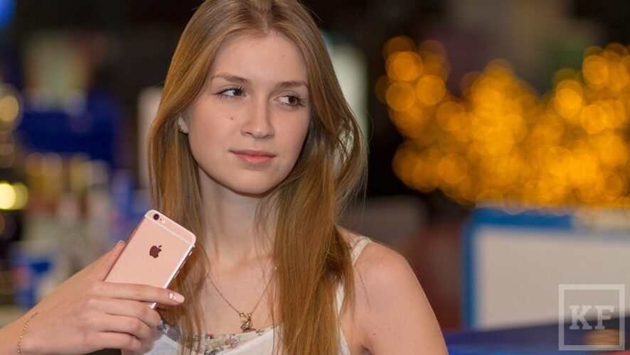 В Татарстане на днях начались продажи самого популярного товара в мире — новой модели iPhone 6s. 4