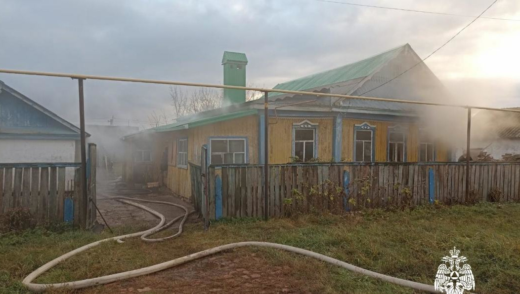 Пожарные ликвидировали открытое горение на площади 4 кв.м.