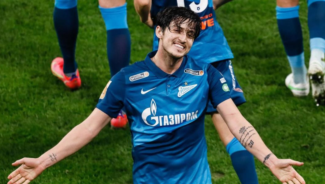 Представители бывшего игрока «Рубина» не явились в суд.