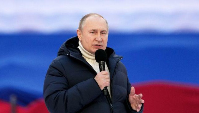 Трансляция идет на канале &laquo;Россия 24&raquo;.