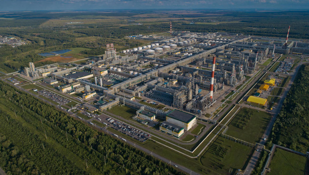 Для этой цели использовали порядка 10 млрд рублей.