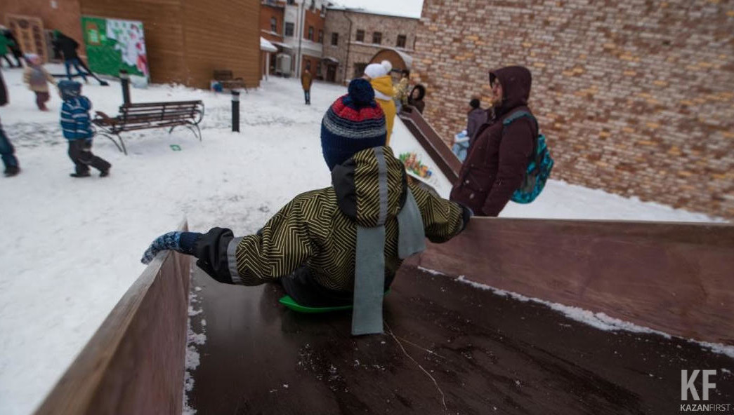 Воспитательница не сразу заметила пропажу ребенка.