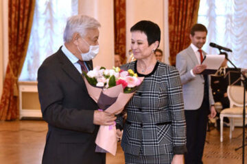 Председатель Госсовета Татарстана поздравил юристов республики с их профессиональным праздником.