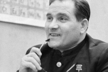 Герой СССР совершил побег из фашистского плена на вражеском самолёте-бомбардировщике 8 февраля 1945 года.